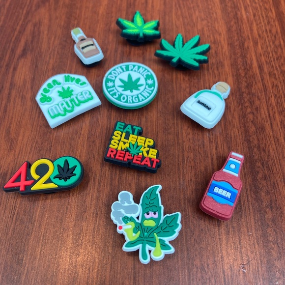 Croc jibbit packages - Picture 2 of 9